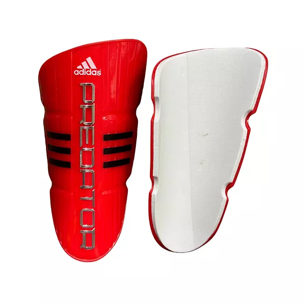 Canillera Adidas Predator Roja